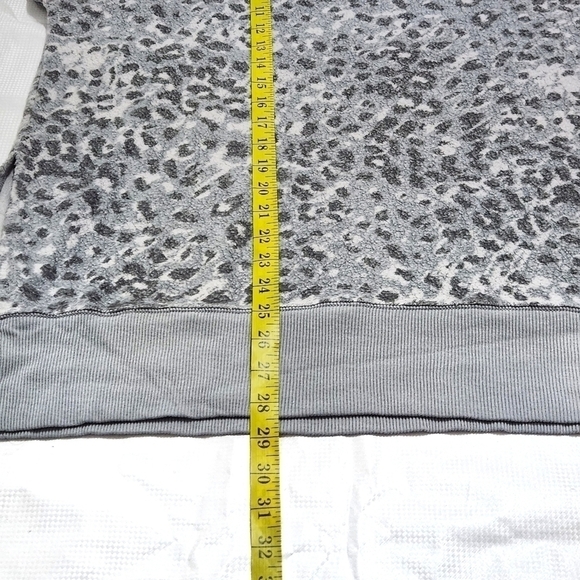 Nwot Aerie Leopard Print Oversized Fuzzy Comfy Sweatshirt - Picture 6 of 10